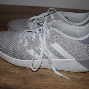 Size 8 Adidas shoes// Faint purple